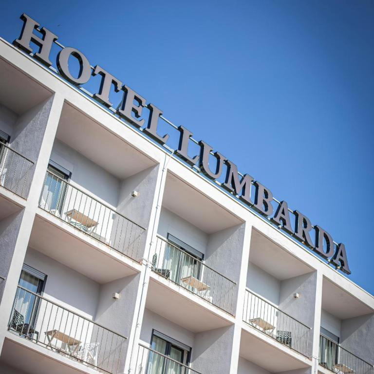 Hotel ลุมบาร์ดา ภายนอก รูปภาพ